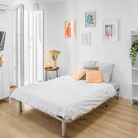 Le Chat Orange Apartment Aubagne Exterior photo